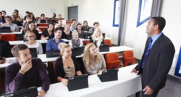 Grandes écoles : un livre blanc pour soutenir l’innovation pédagogique – Educpros