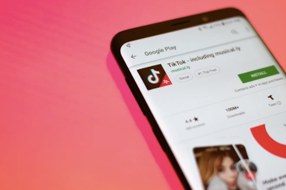 TikTok, l’application au succès mondial dont vous n’avez jamais entendu parler — The conversation