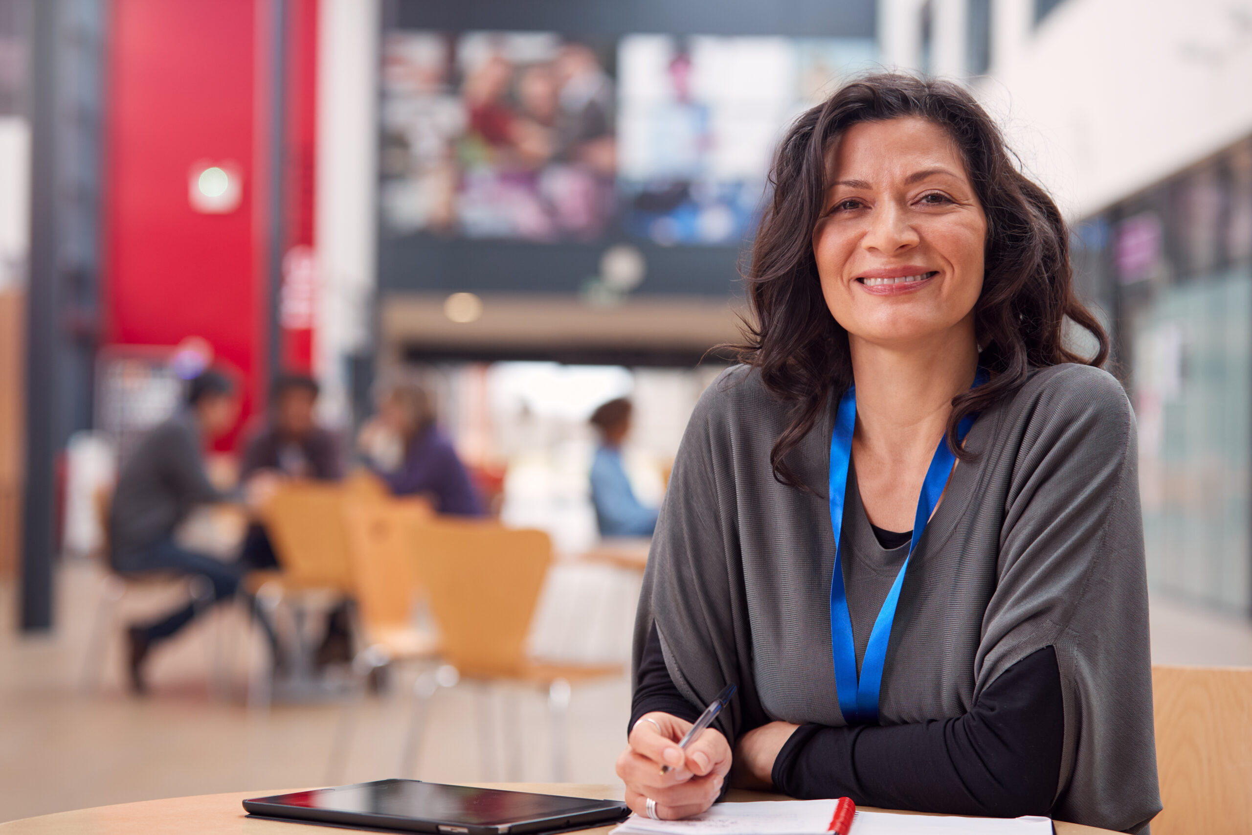 L’accompagnement professionnel : un atout pour la formation continue du personnel enseignant — RIRE